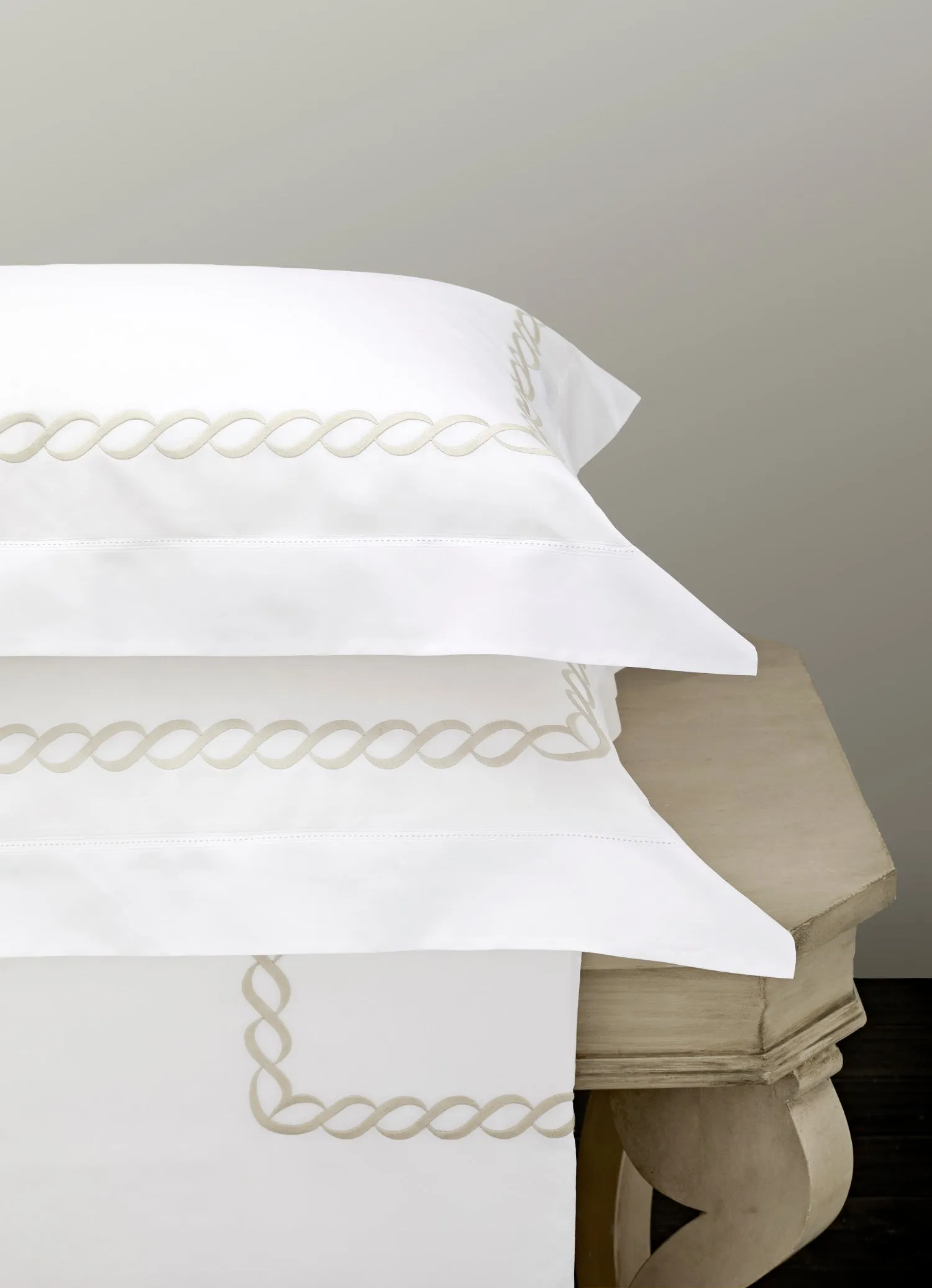 Woods 'Sorano' Italian Classic Superfine Bed Linen Collection